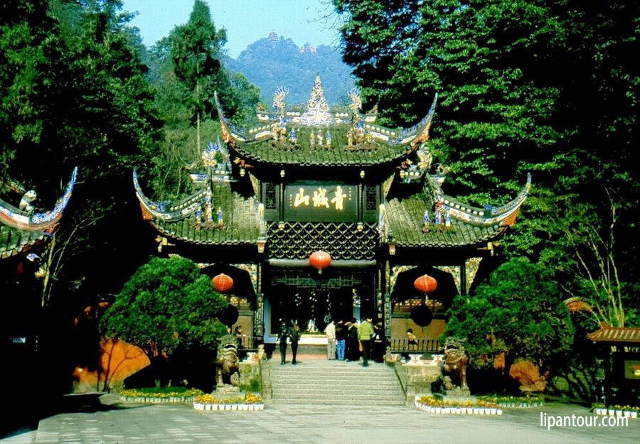 成都、青城山、蜀南竹海